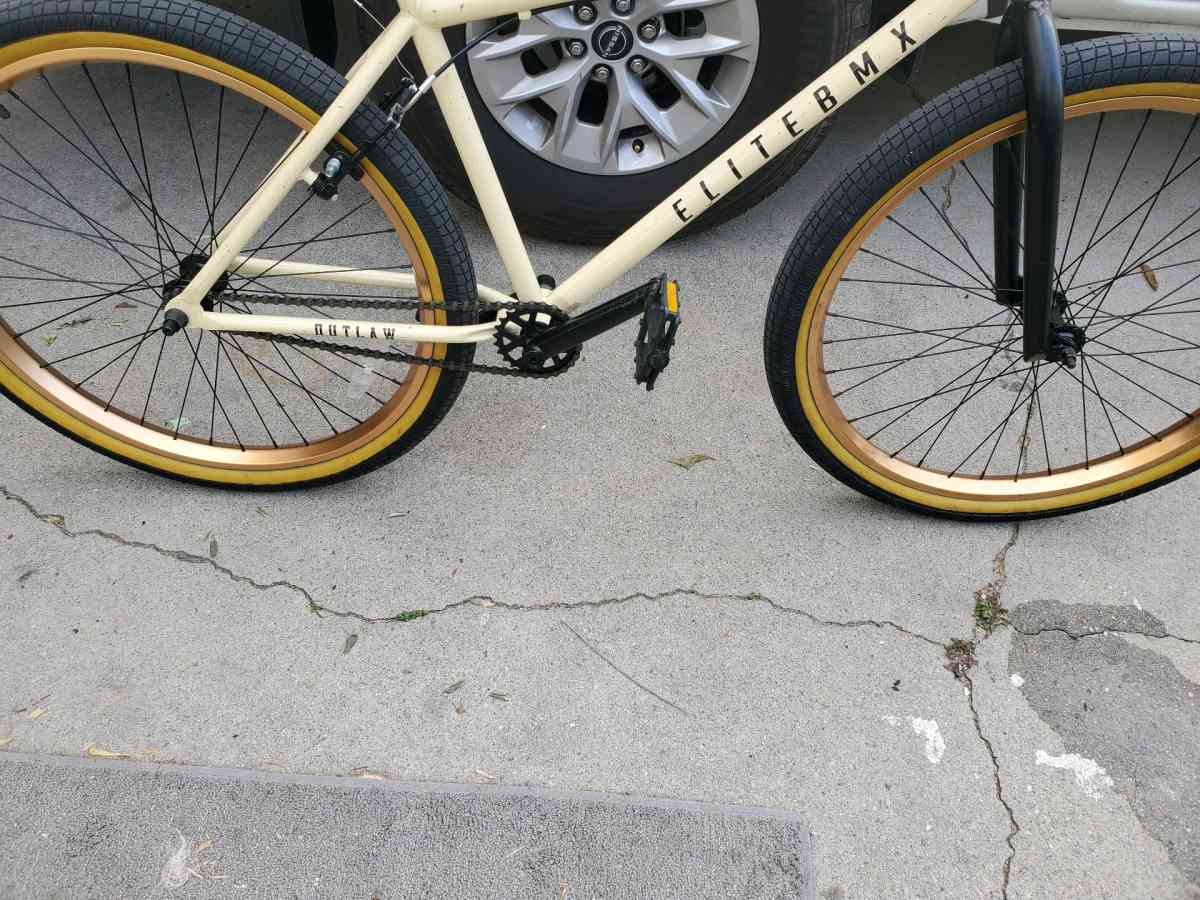 bmx elite outlaw 26 bike - Lakewood, California - FleaMarketBay