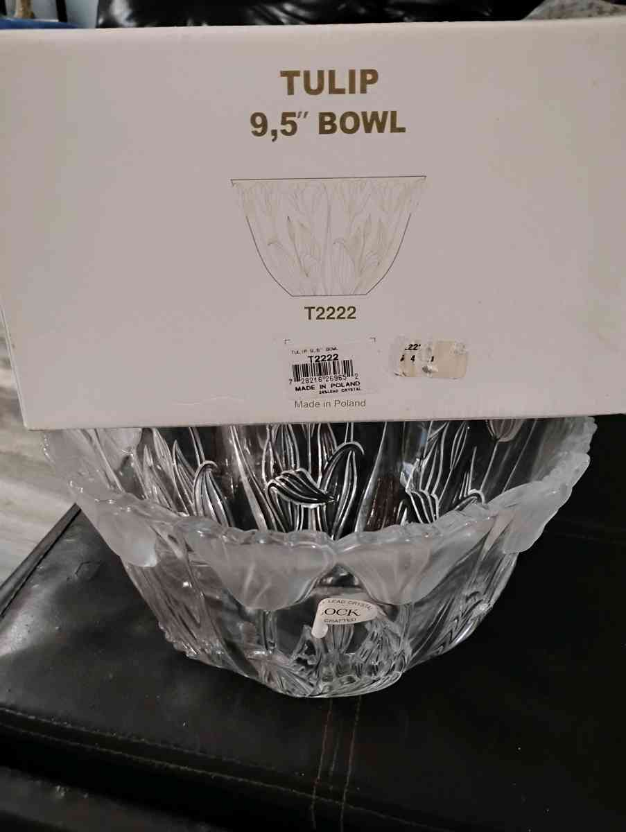 Block Crystal Tulip Bowl - Phenix City, Alabama - FleaMarketBay