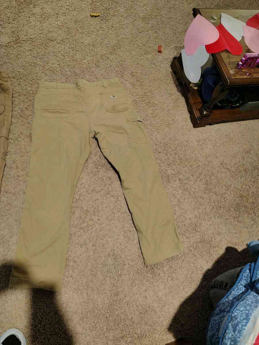 4 pairs of mens Carhartt jeans - Chambersburg, Pennsylvania - FleaMarketBay
