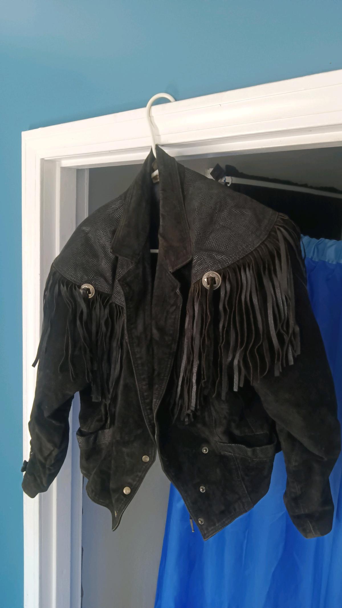 small womens leather Swead jacket - Jeffersonville, Kentucky - FleaMarketBay