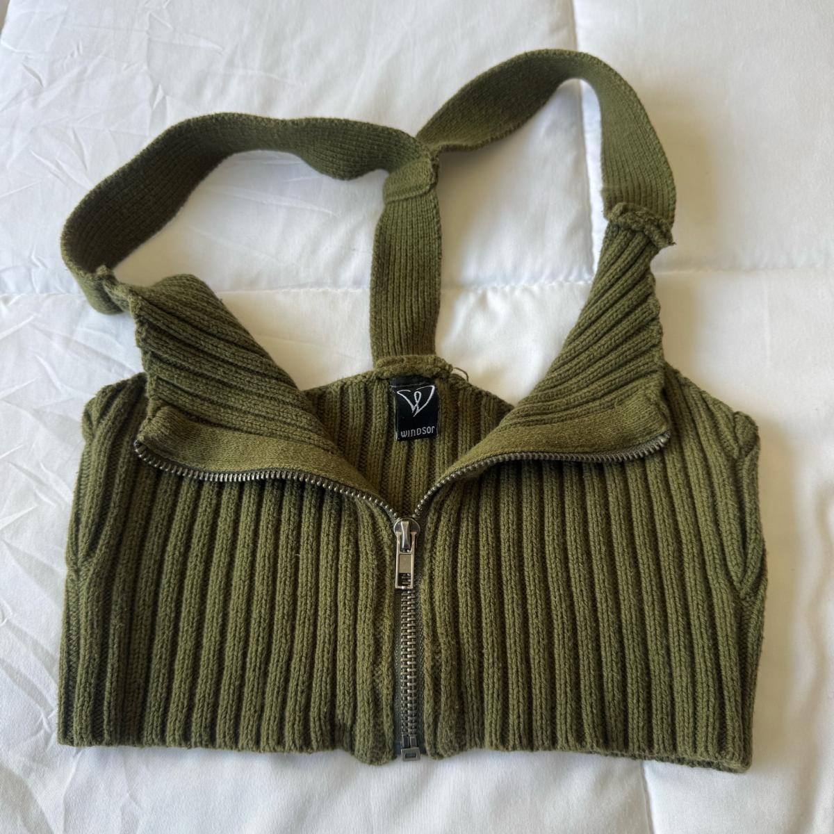 Olive Ribbed Knit ZipFront Halter Crop Top  Windsor  Size S - Los Angeles, California - FleaMarketBay