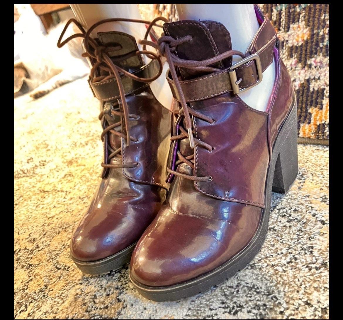 London Rebel Deep Purple Womens Size 8 Lace Up Ankle Boots - Arvada, Colorado - FleaMarketBay