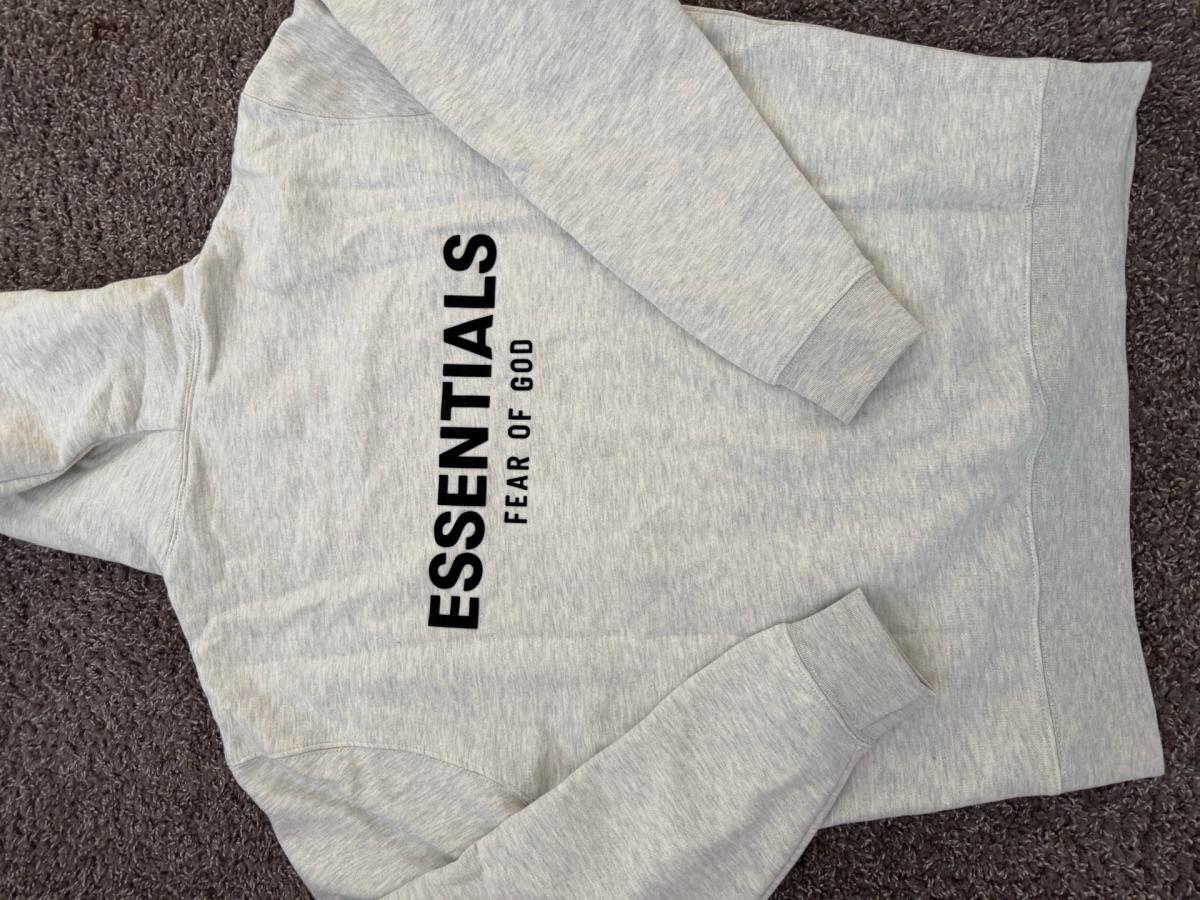 Essential Hoodies - Findlay, Ohio - FleaMarketBay