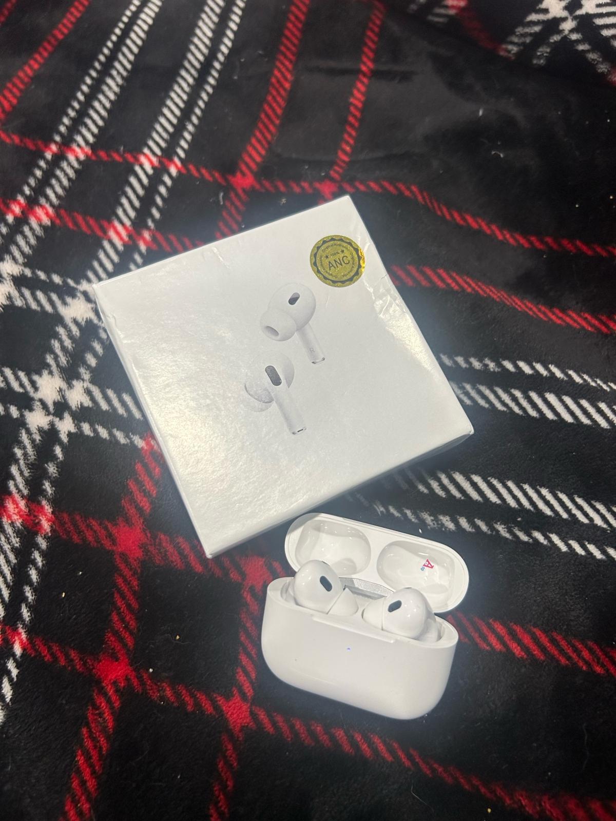 earbuds - Baltimore, Maryland