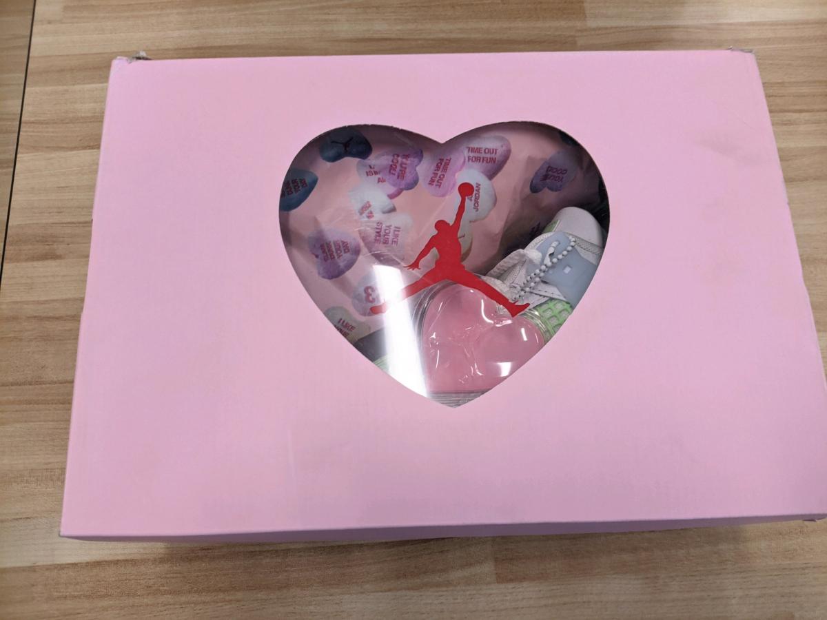 Nike Air Jordan Retro Valentine Day - Metairie, Louisiana - FleaMarketBay