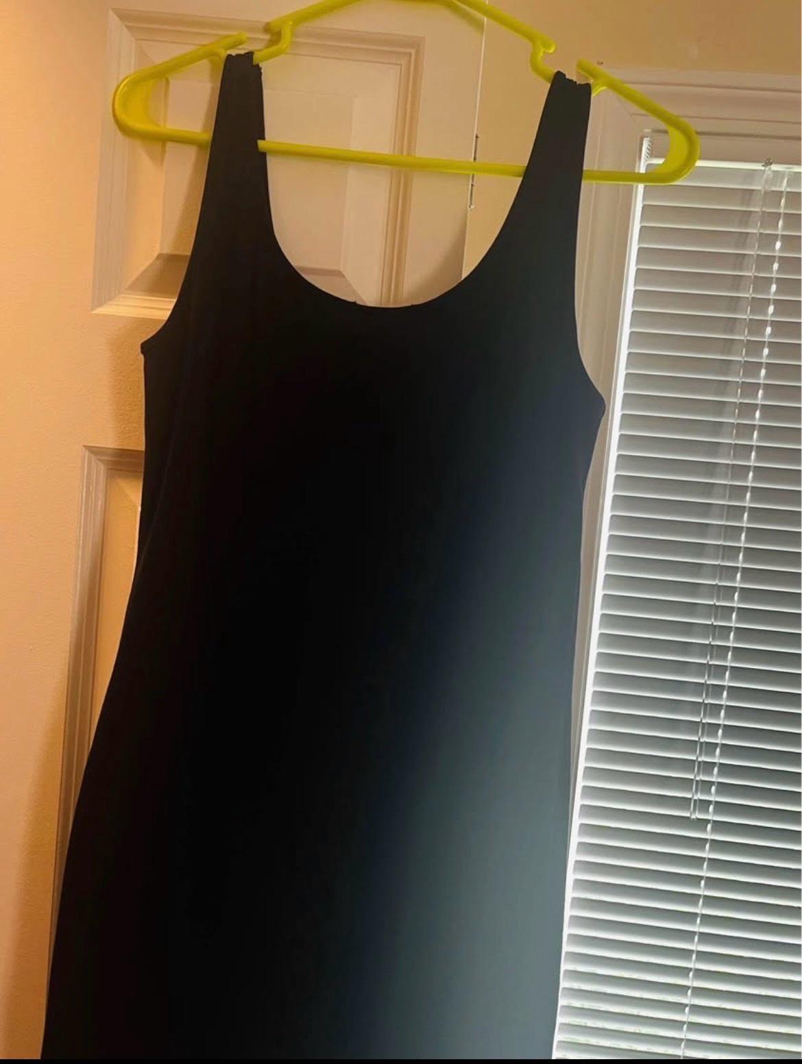 Black Dress - Norwood, Massachusetts