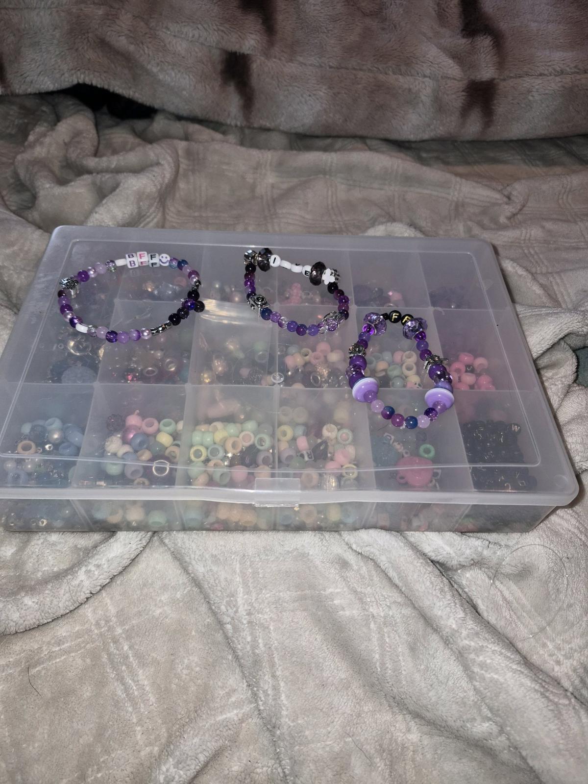 bracelets - Hampton, Virginia - FleaMarketBay