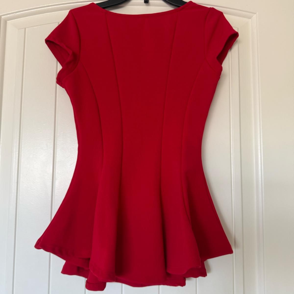 HOT RED SCULPTED PEPLUM TOP  SNATCHED WAIST  DATE NIGHT - Los Angeles, California - FleaMarketBay