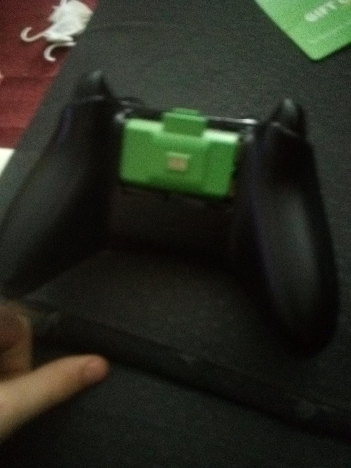 black xbox one controller - Fort Wayne, Indiana - FleaMarketBay