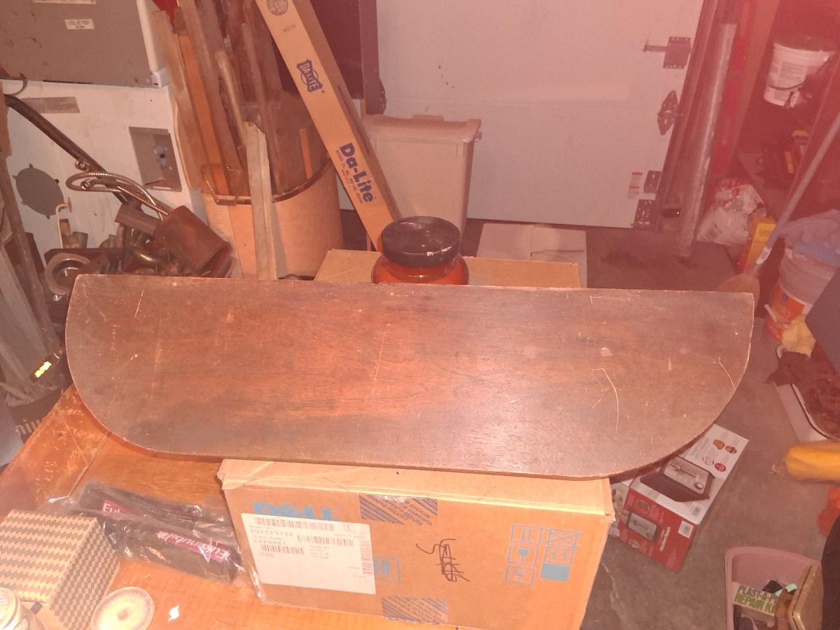 Wall shelf - Kansas City, Missouri - FleaMarketBay