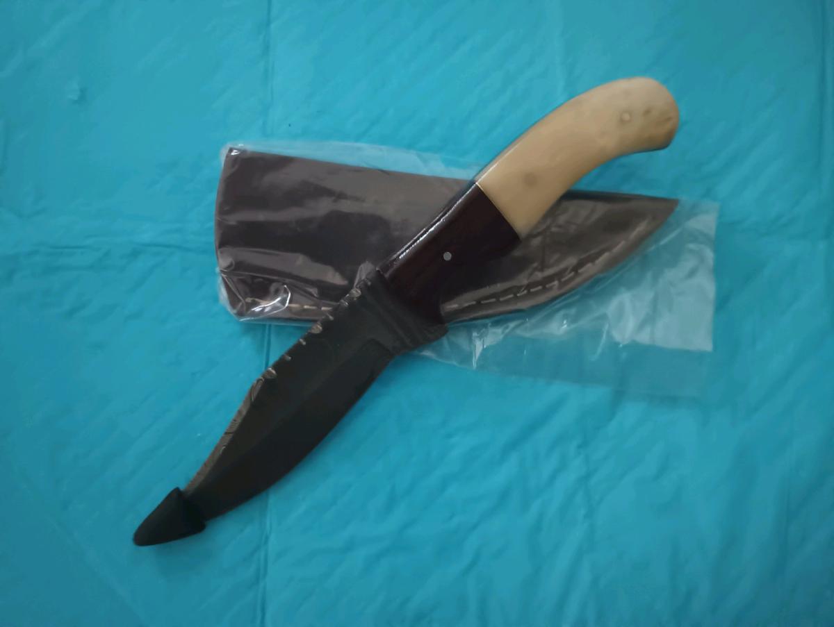 hand forged hunting knife with leather sheath - Staunton, Virginia