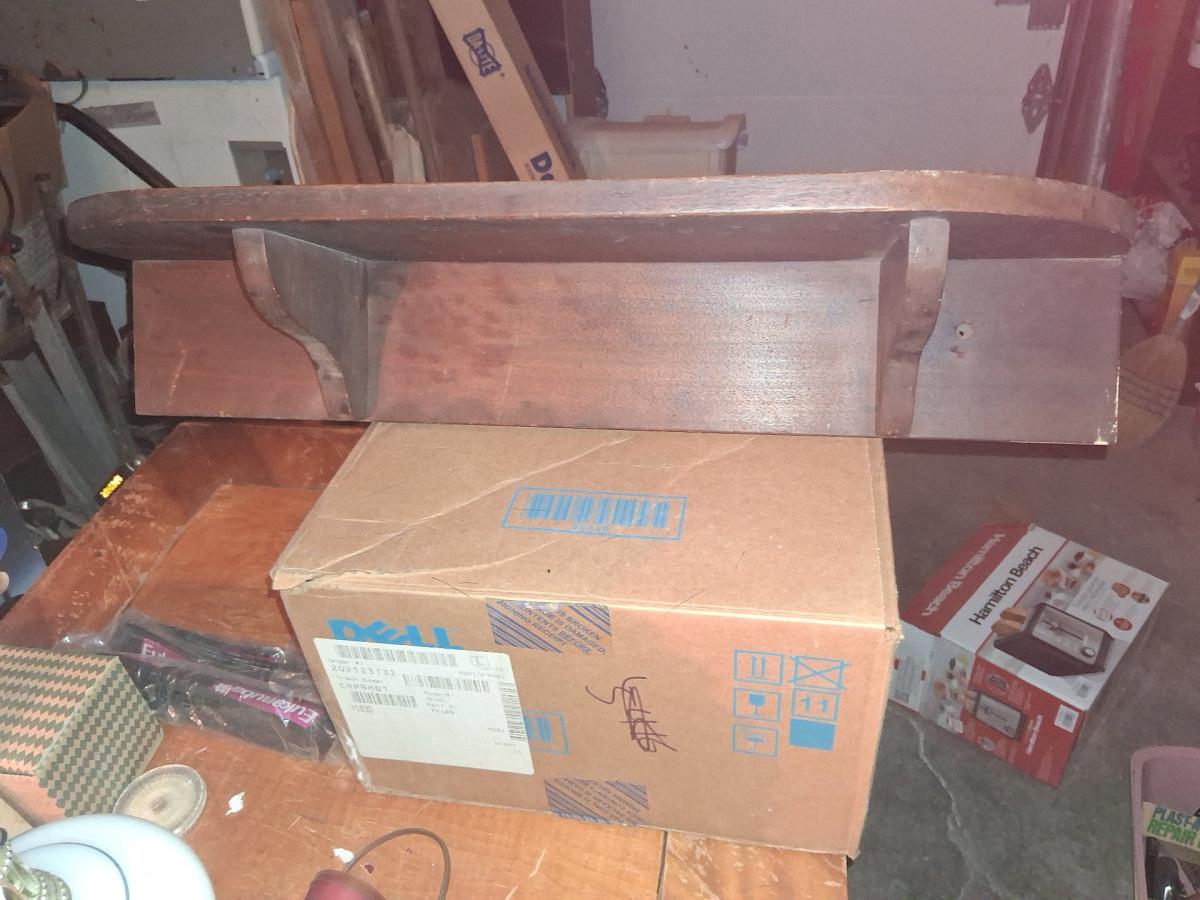 Wall shelf - Kansas City, Missouri - FleaMarketBay