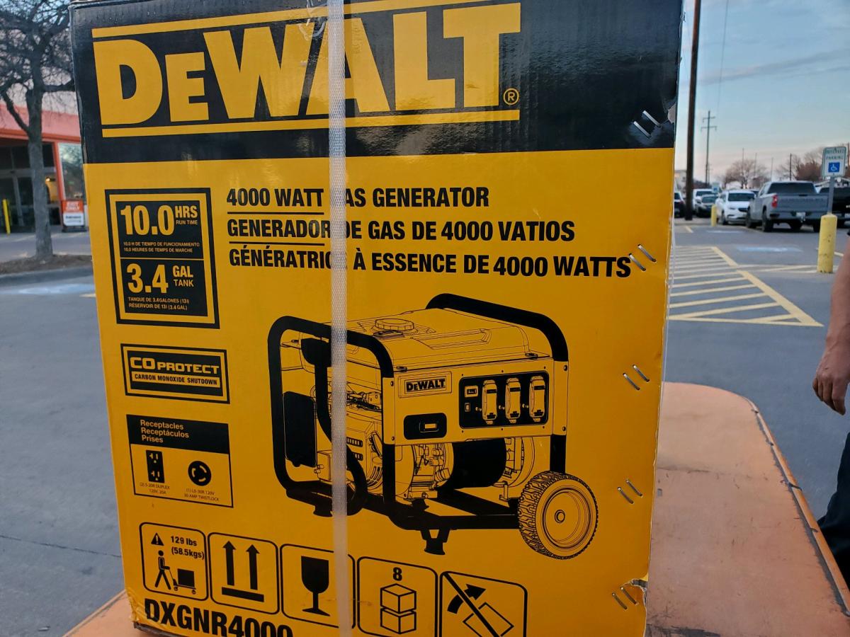 Dewalt Generator - Mesquite, Texas - FleaMarketBay