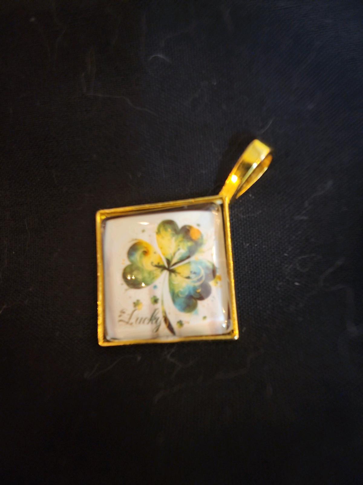 lucky clover keychain or pendant - Romney, West Virginia - FleaMarketBay
