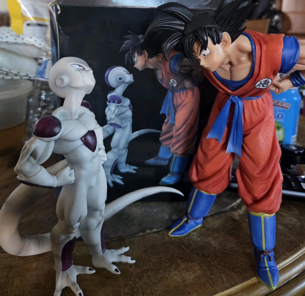 Dragon Ball Son Goku Frieza Look At Each Other