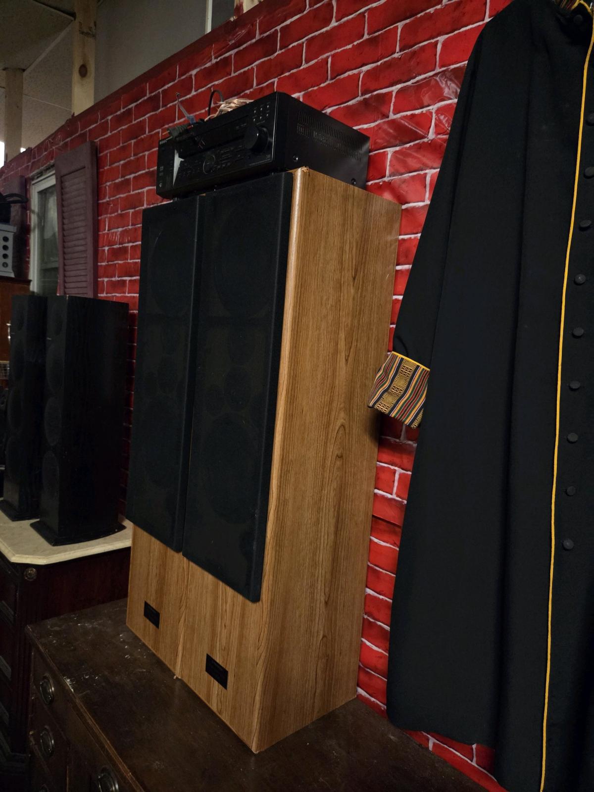 Big clearance sale - Chesapeake, Virginia - FleaMarketBay