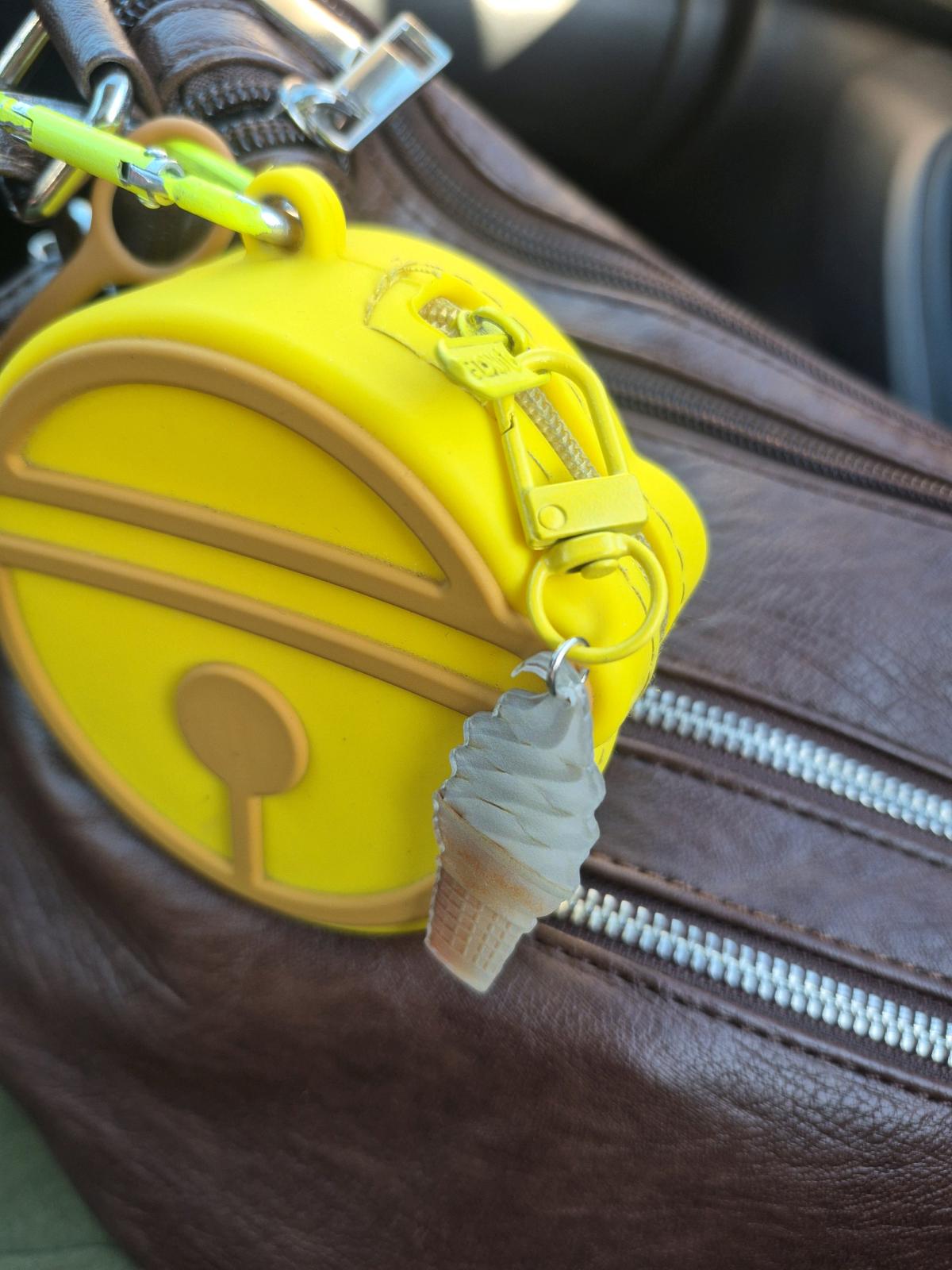 Ice Cream Cone Zipper Charm  Use As Keychain Bag Zippers Coi - Lakewood, California - FleaMarketBay