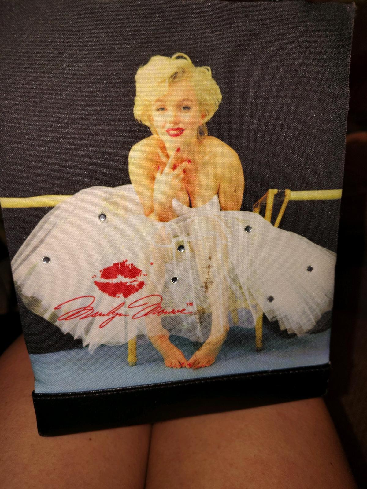 Marilyn Monroe Bundle - Fyffe, Alabama
