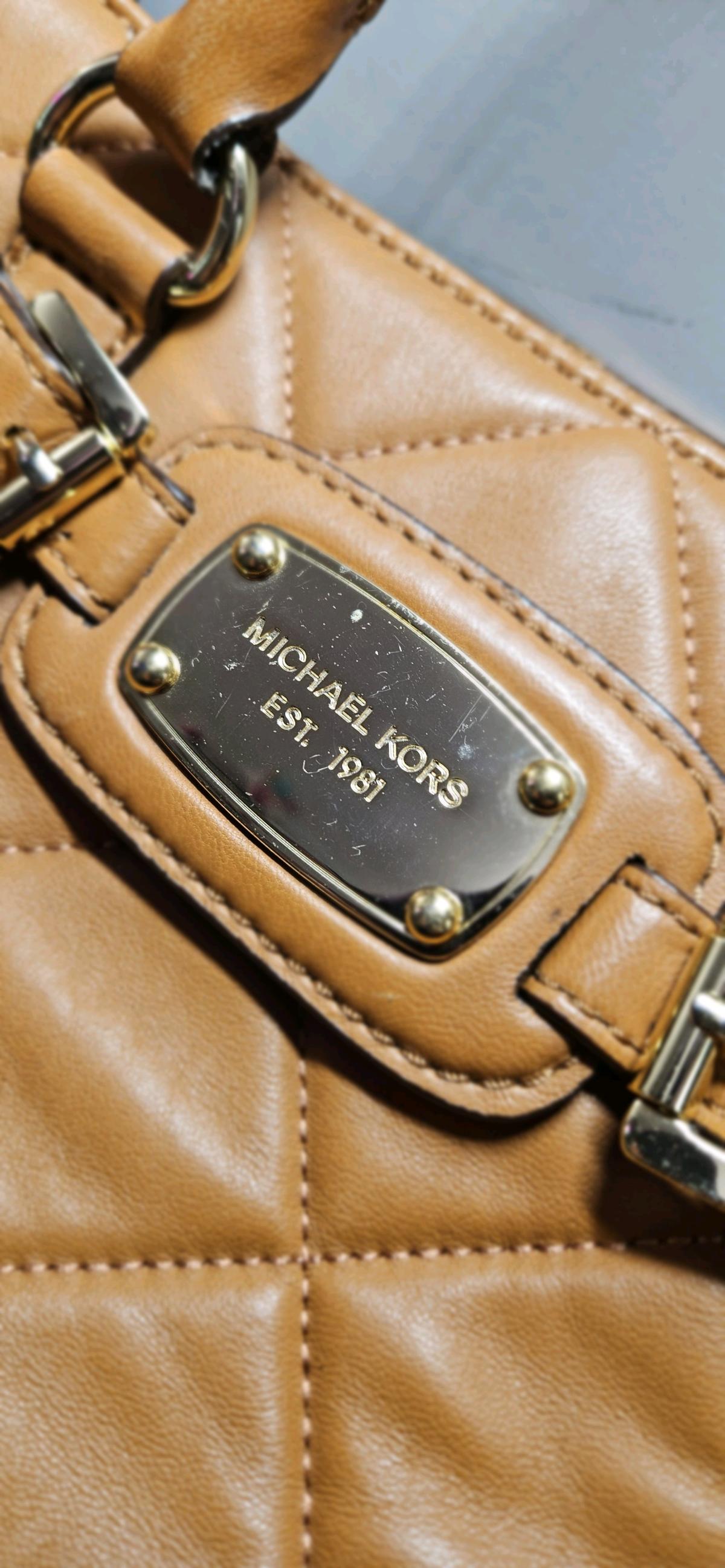 Michael Kors Hamilton Satchel - Dallas, Texas - FleaMarketBay