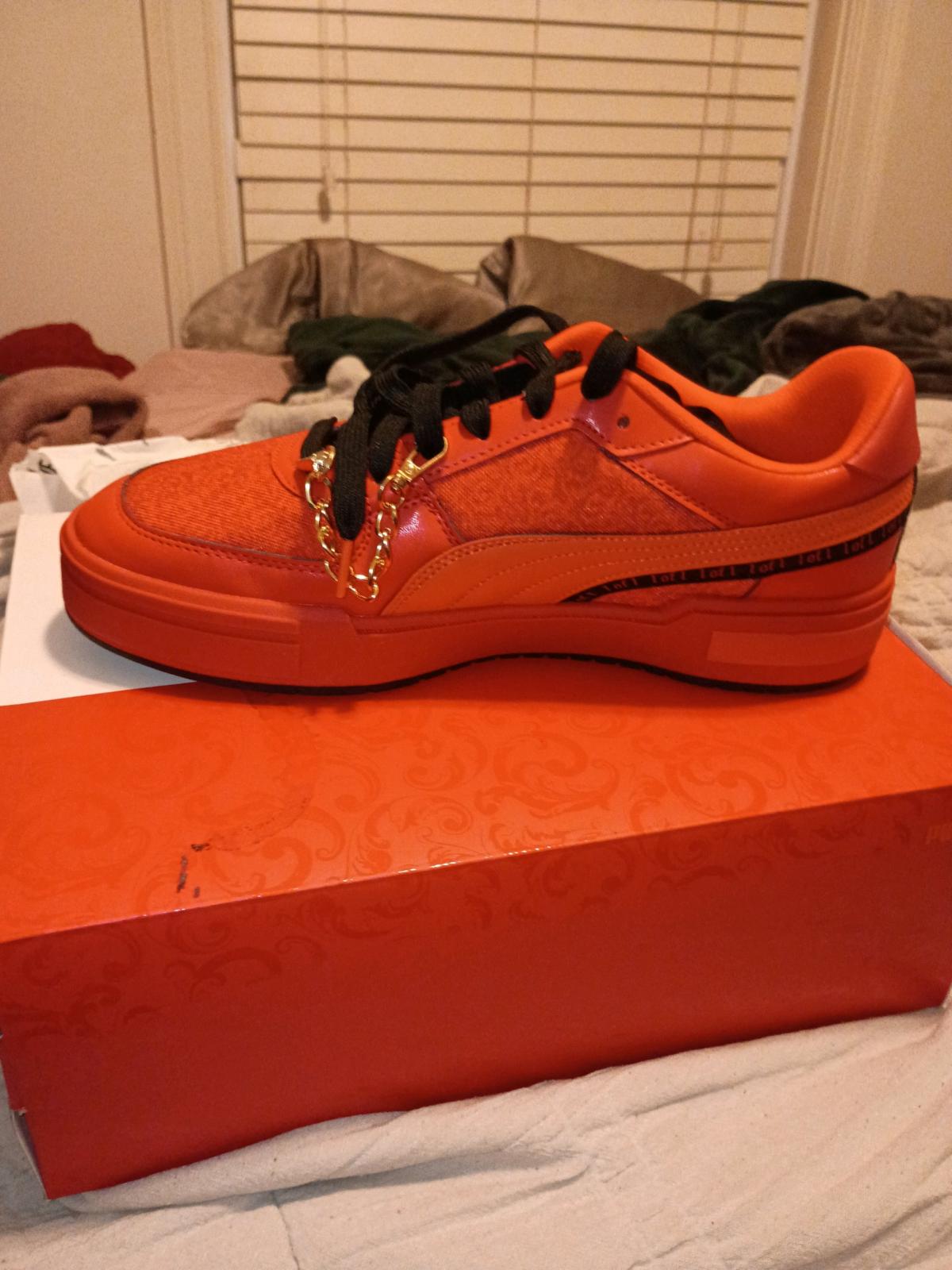 yunis - Abernant, Alabama - FleaMarketBay