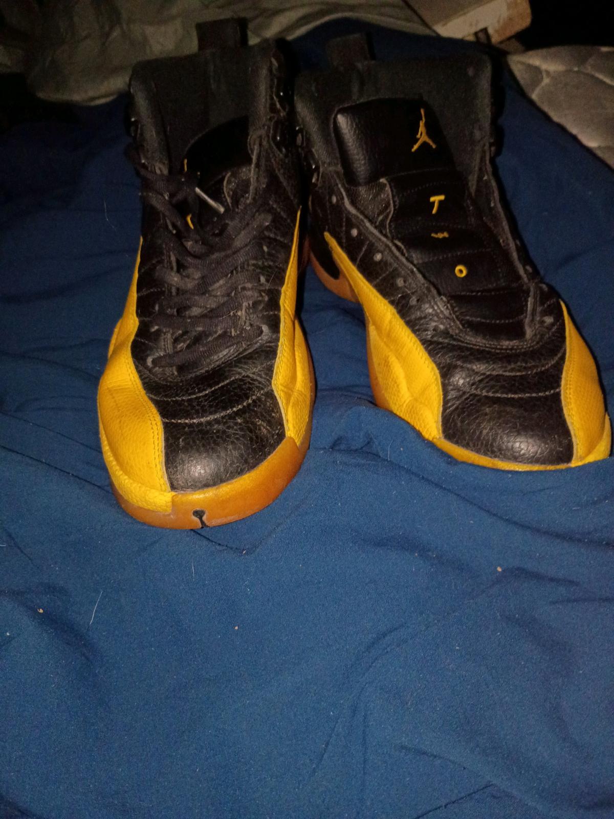 Leather and textile sneakers Nike Air Jordan 12 Retro Univer