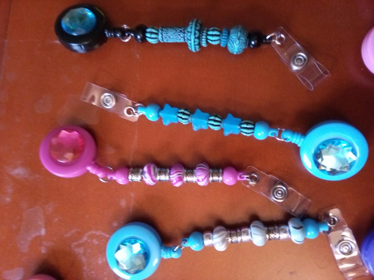 Badge reels - Niles, Ohio - FleaMarketBay