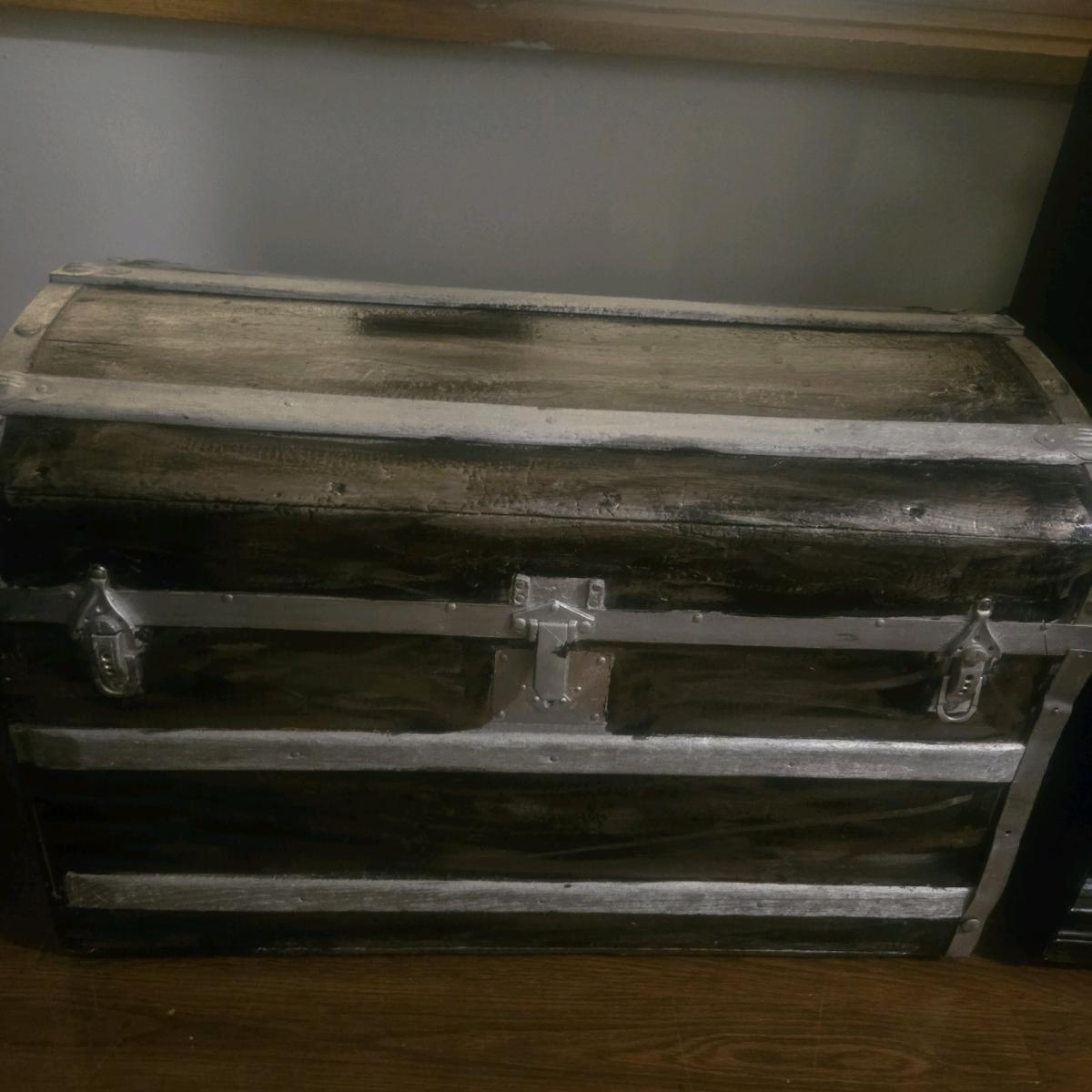 trunk - Addieville, Illinois