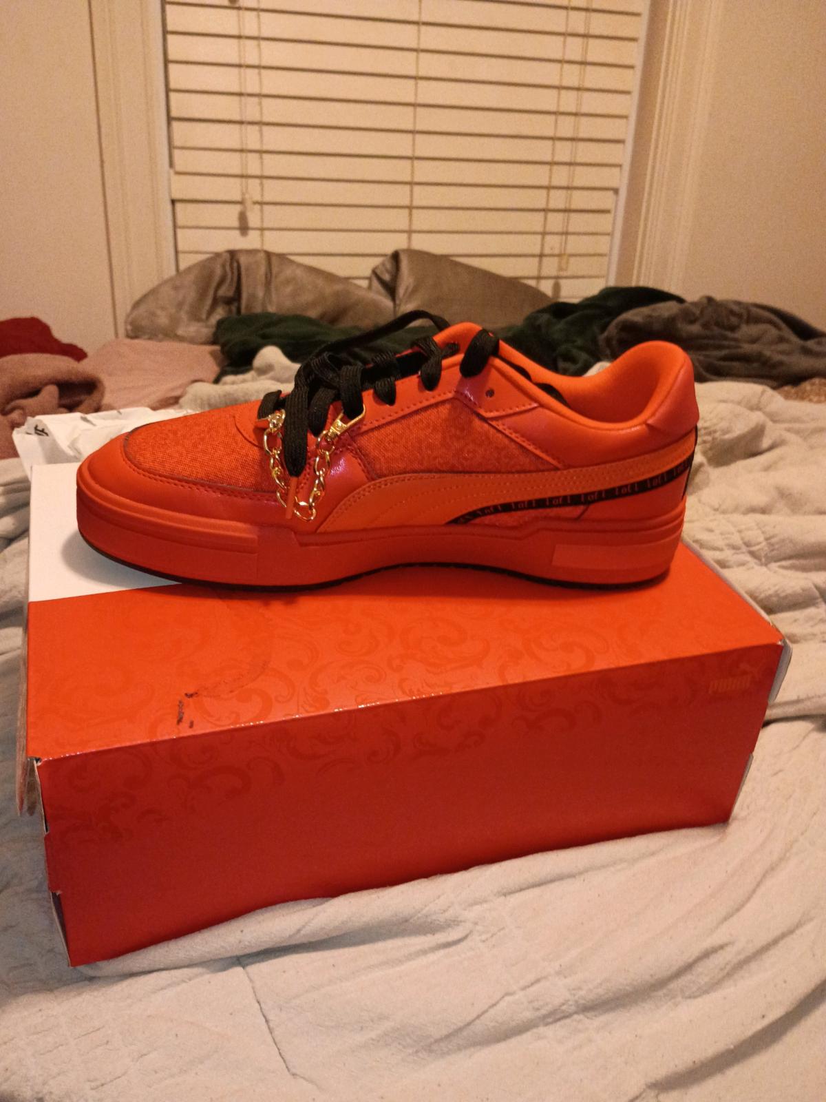 yunis - Abernant, Alabama - FleaMarketBay