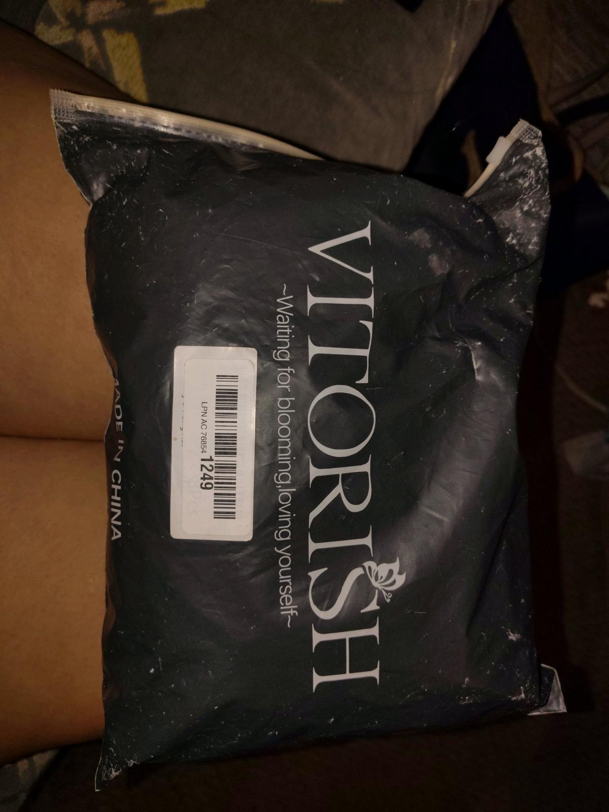 Victorish hair bundles with sewing kit - Fyffe, Alabama