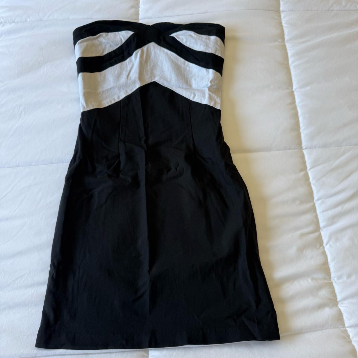 Black  White Strapless Geometric Cocktail Dress  Elegant Col