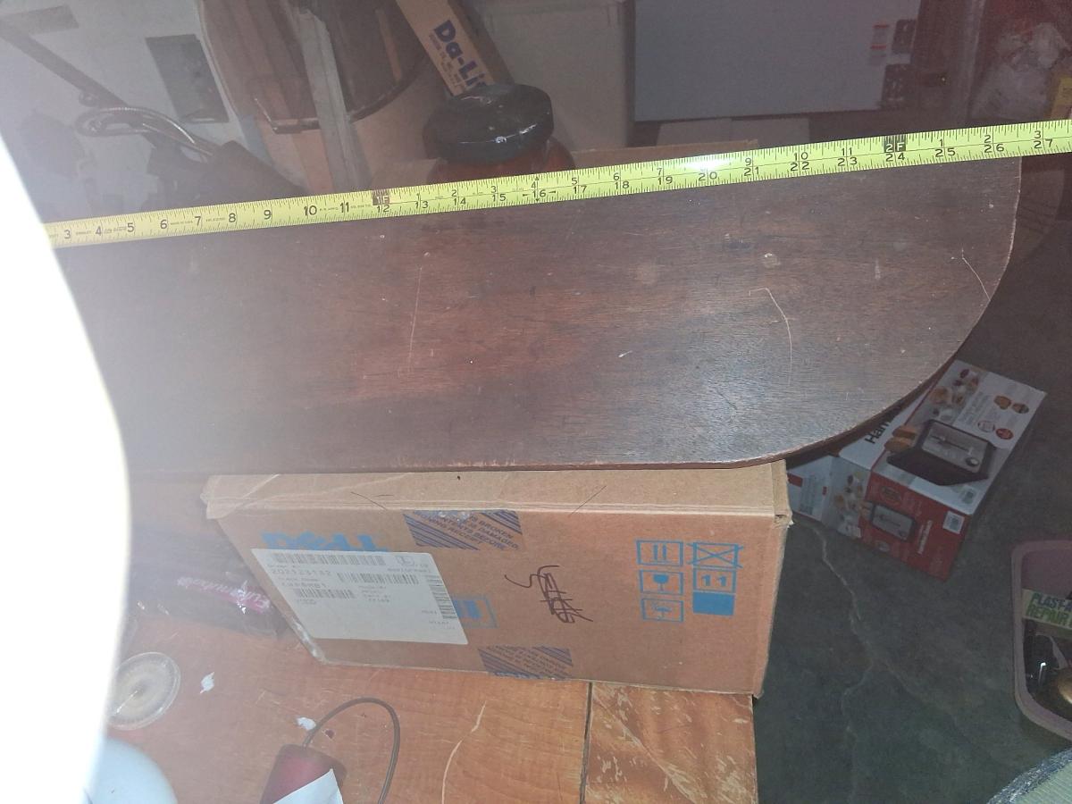 Wall shelf - Kansas City, Missouri - FleaMarketBay