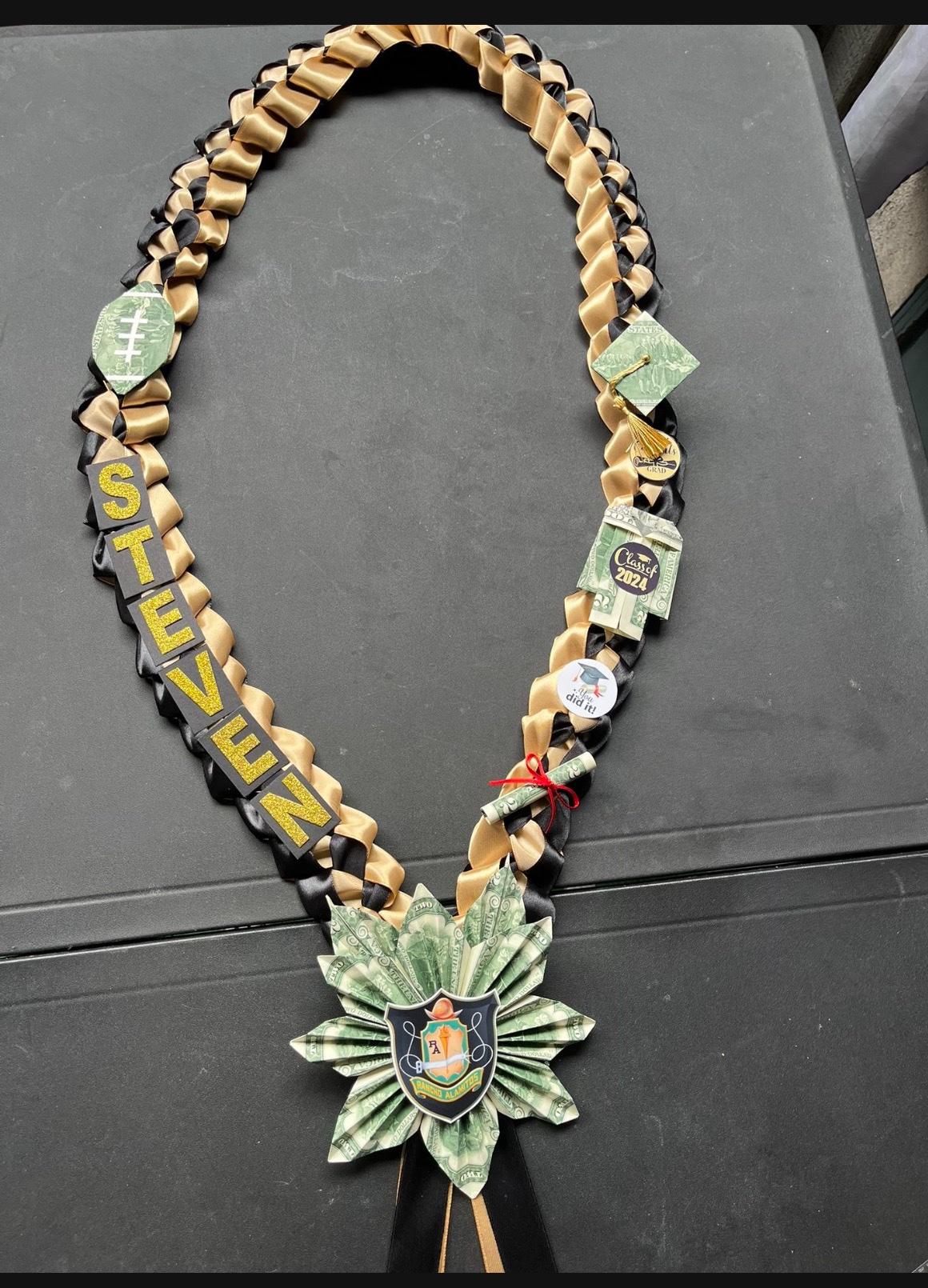 graduation leis - Anaheim, California