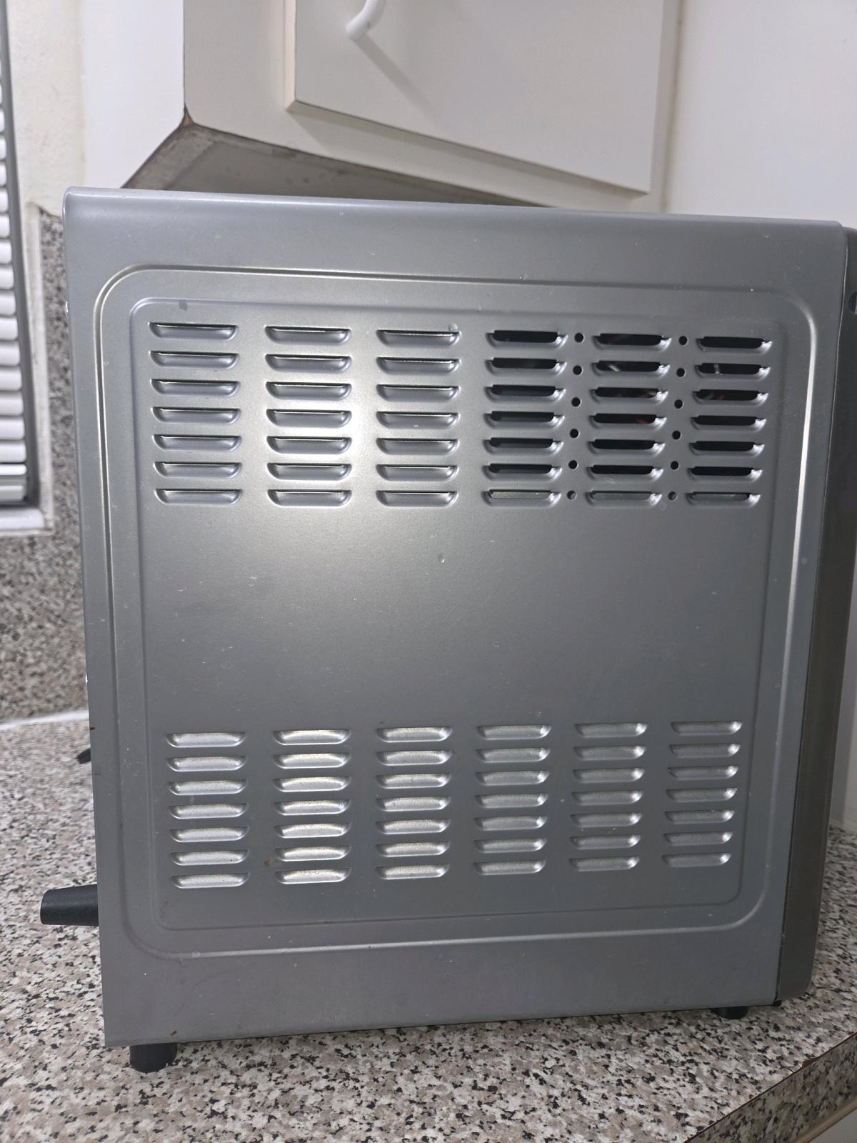 Used 26QT Toaster OvenAir Fryer - Hialeah, Florida - FleaMarketBay