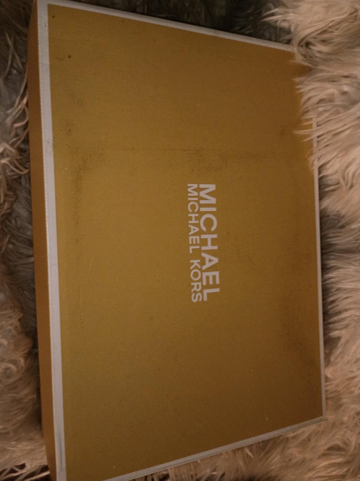 Michael Kors shoes - Currituck, North Carolina