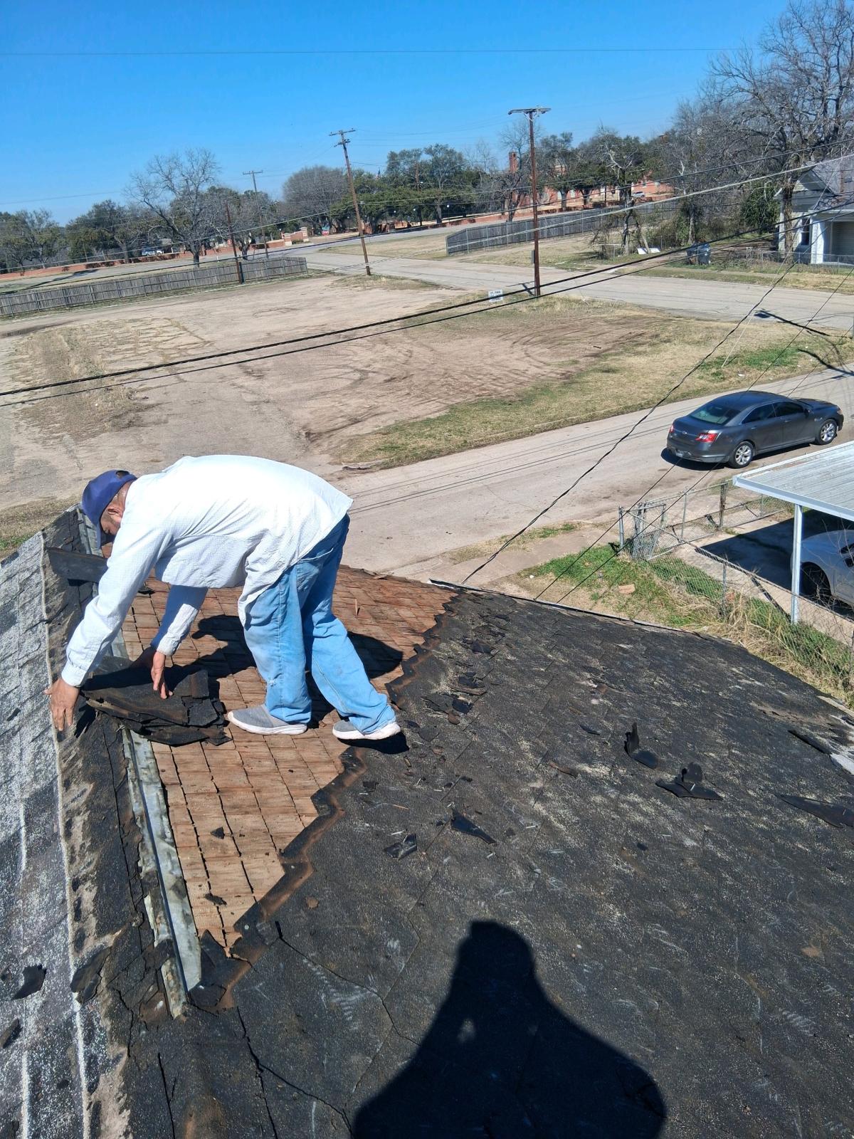 repairs or full install roofs - Temple, Texas - FleaMarketBay