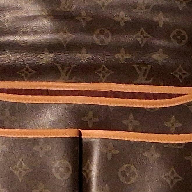 beautuful L V  shoulder bag - California City, California - FleaMarketBay