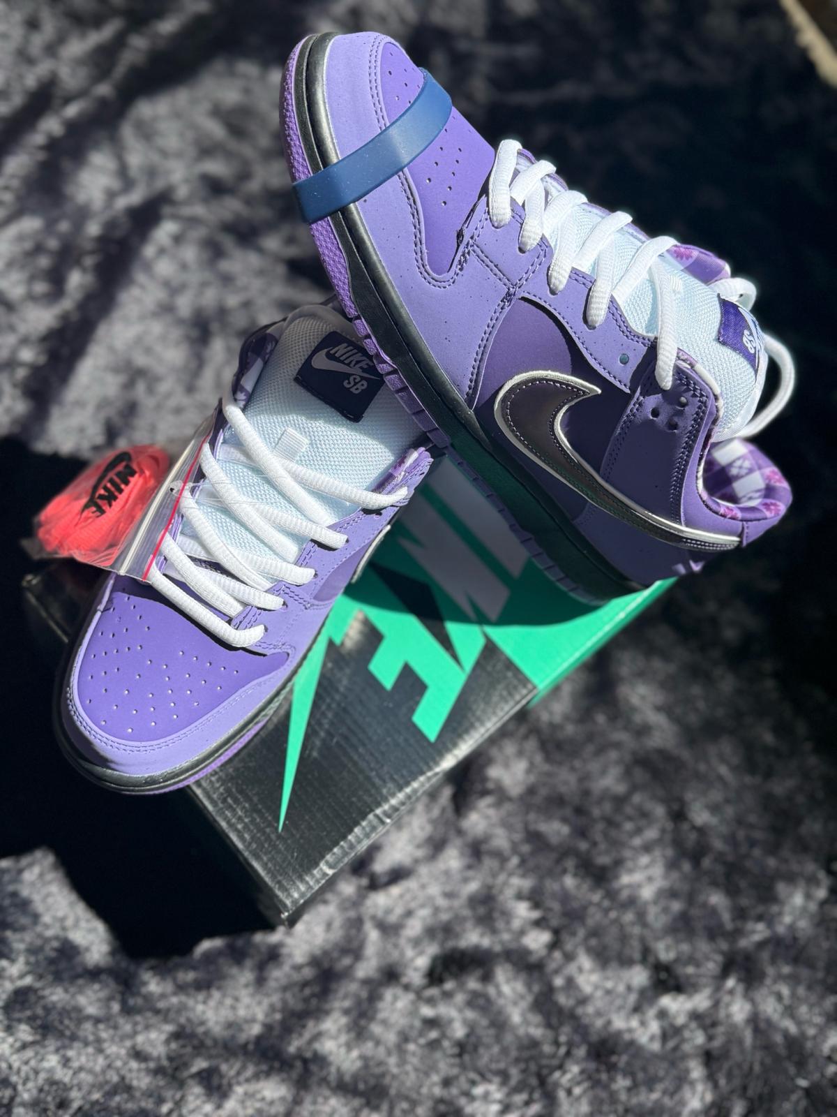 lobster dunks - Columbia, South Carolina - FleaMarketBay