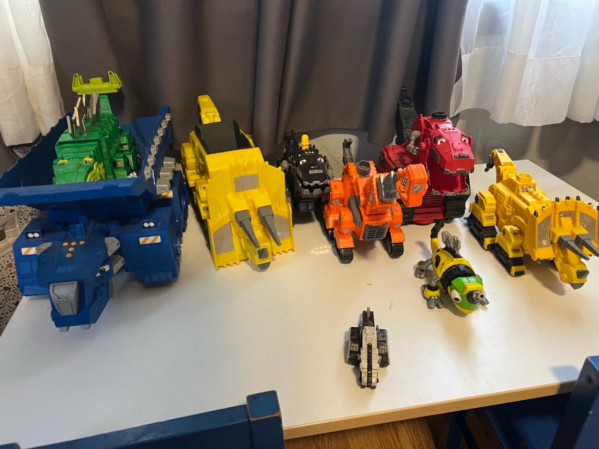 Dinotrucks - Westford, Massachusetts - FleaMarketBay