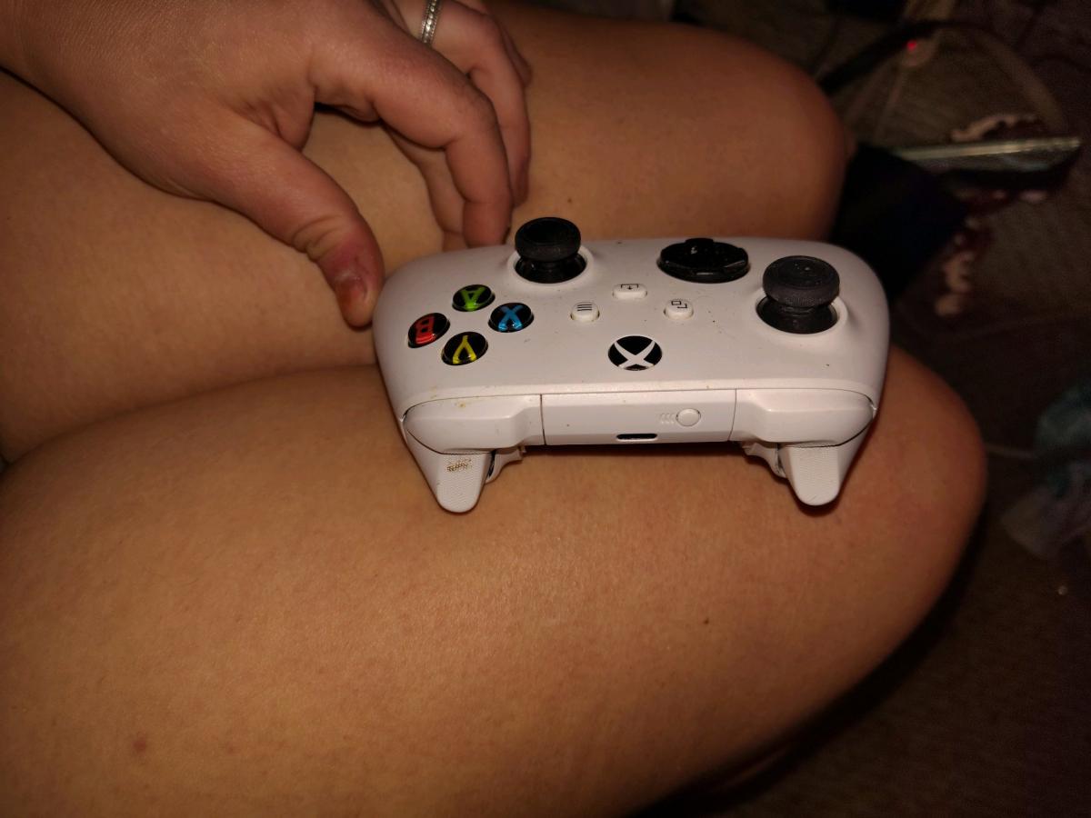 Xbox remote - Fyffe, Alabama - FleaMarketBay