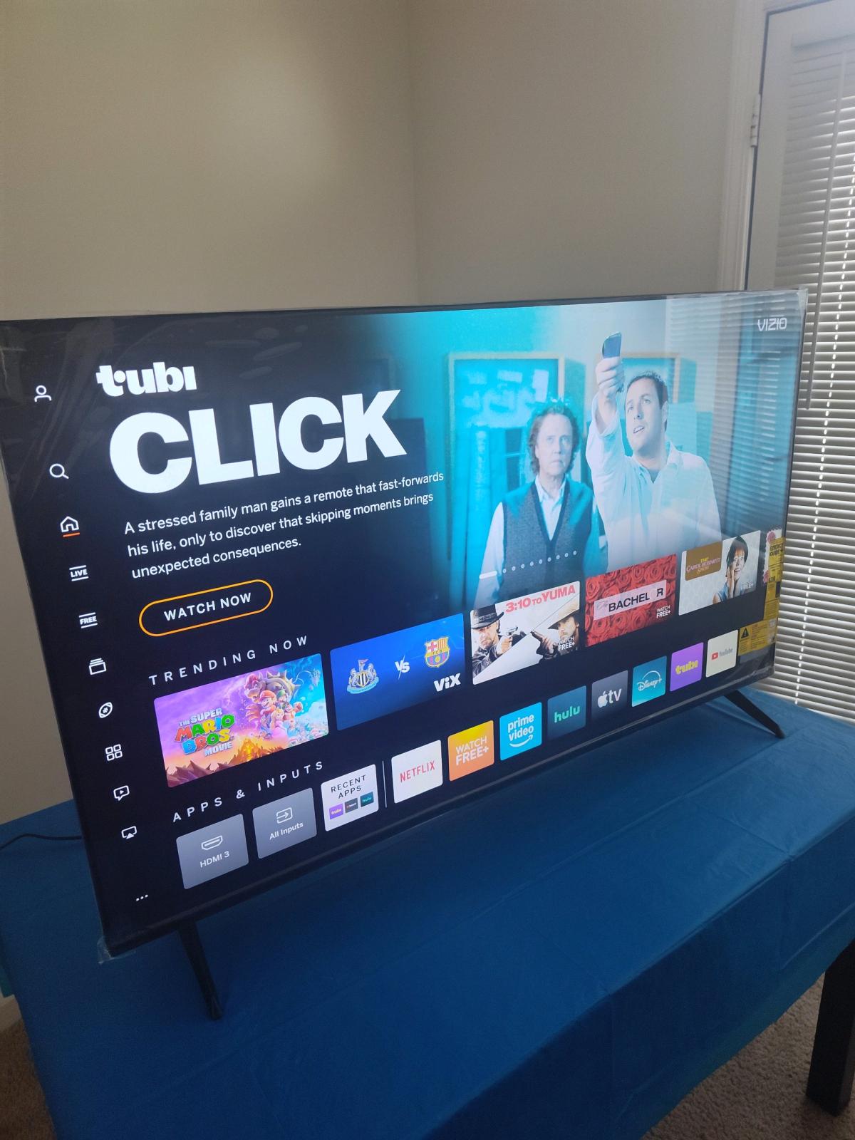Vizio 50 inch smart TV - Lawrenceville, Georgia - FleaMarketBay