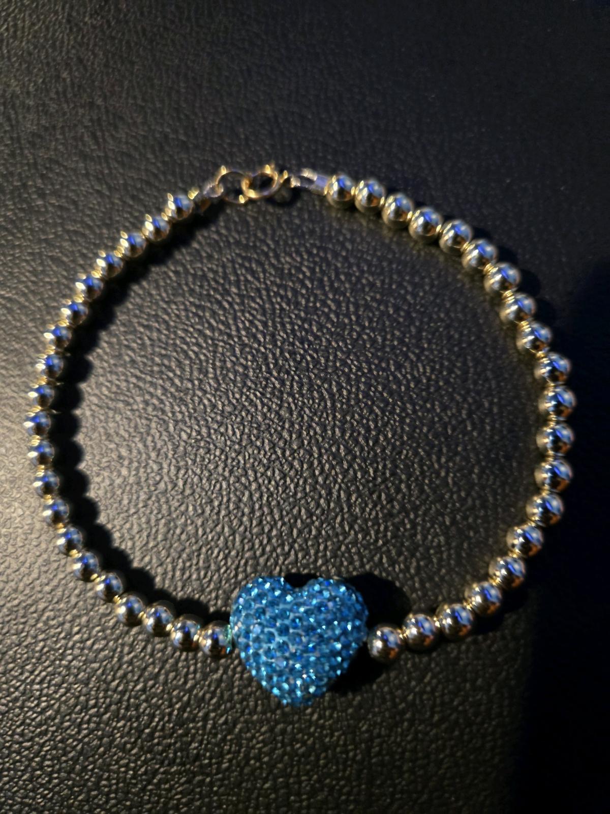 14kt Gold Filled Crystal Beaded Bracelet with blue Centered - Garysburg, North Carolina