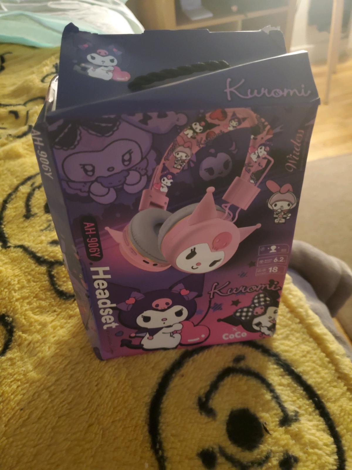 brand new gamer the box is crushed thats all it is