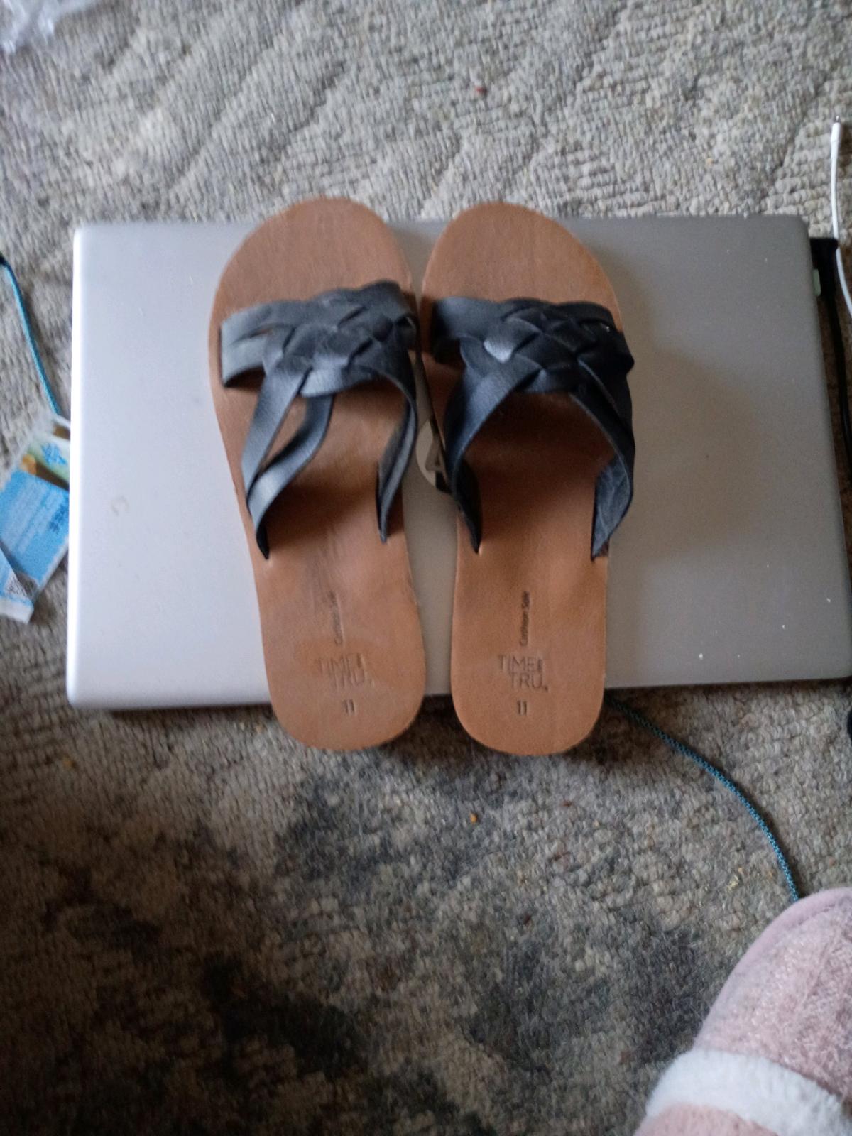 Womens sandals - Winnebago, Illinois
