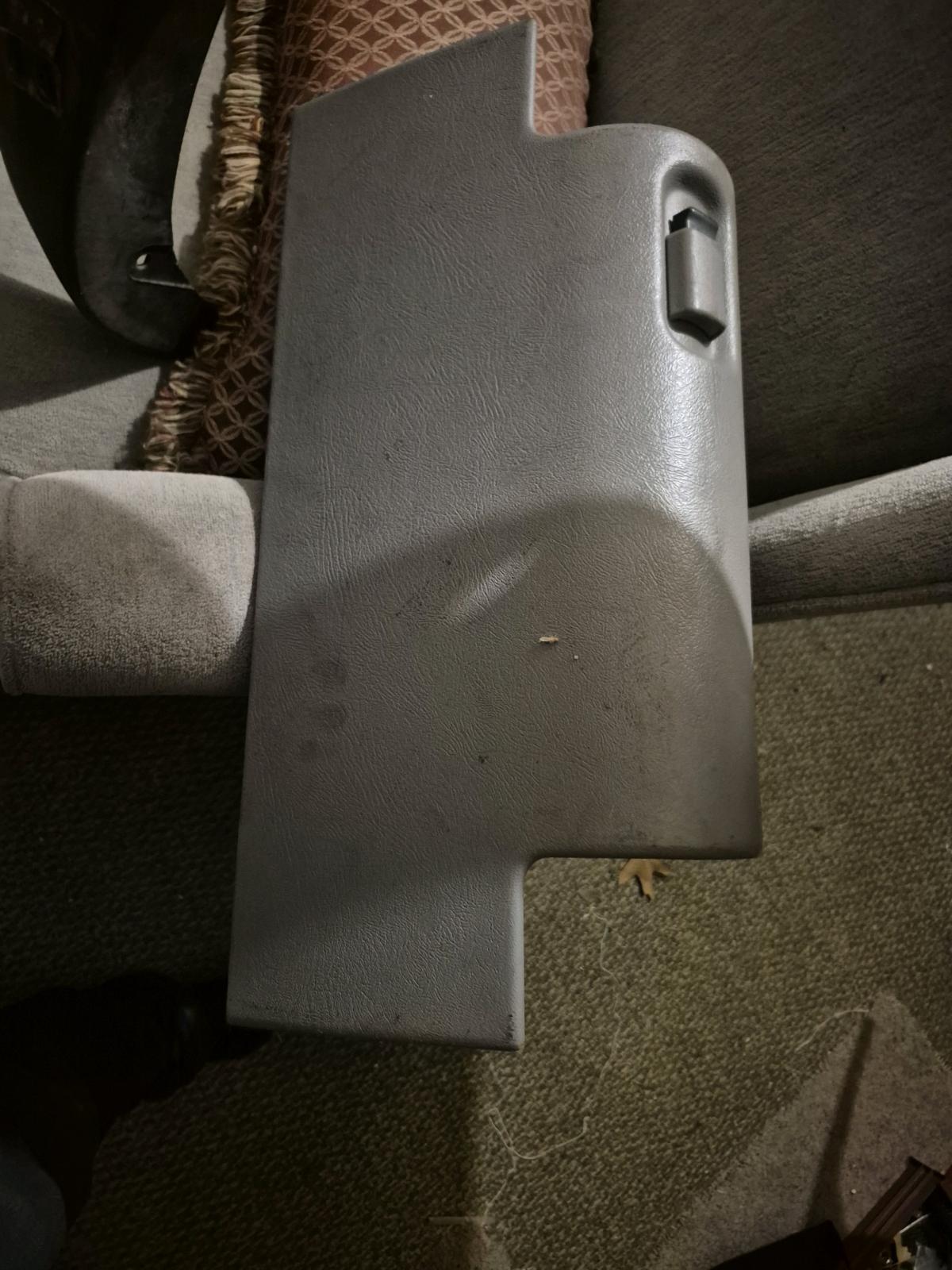 gmc sierra k1500 truck parts - Ephrata, Pennsylvania - FleaMarketBay