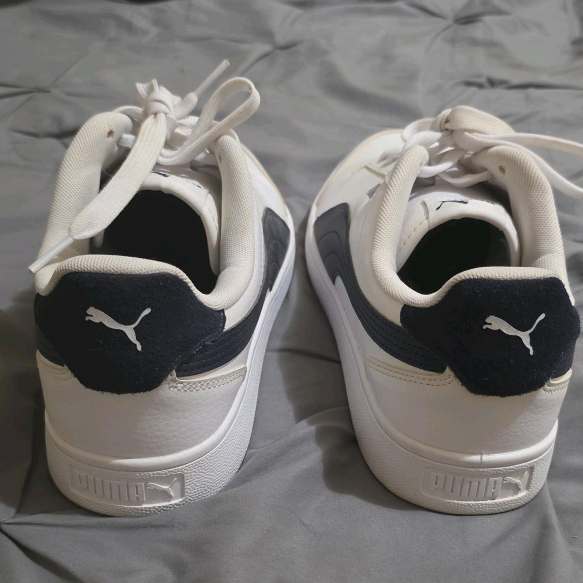 Puma shuffle style whiteNblue - Tonopah, Arizona - FleaMarketBay