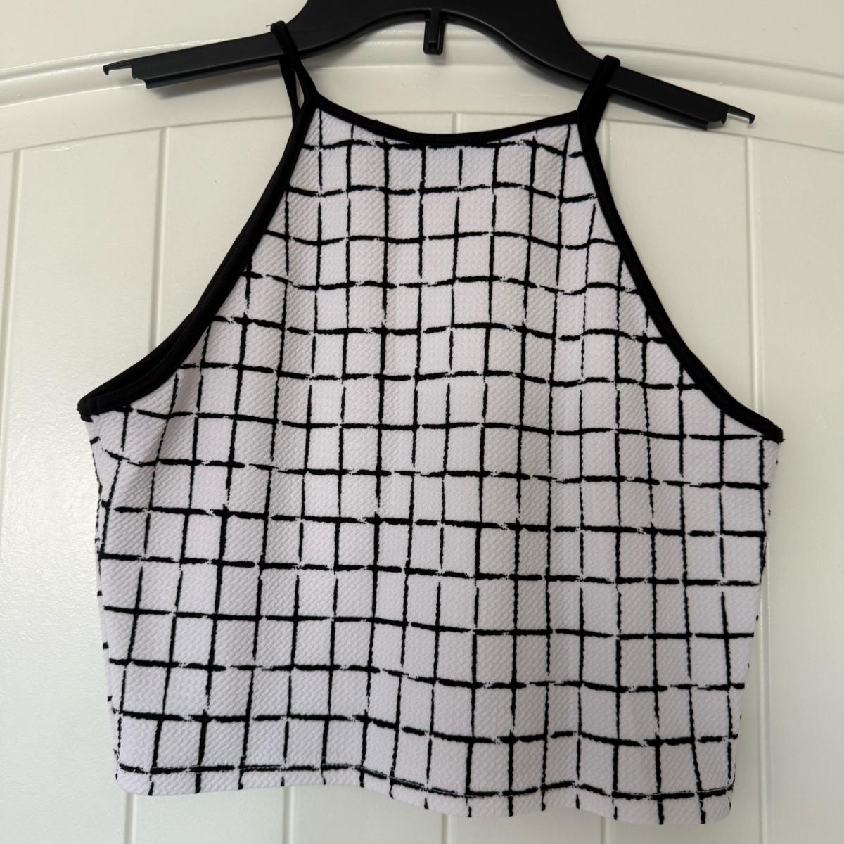 Y2K Minimalist Grid Print Halter Crop Top  Black  White Aes - Los Angeles, California - FleaMarketBay