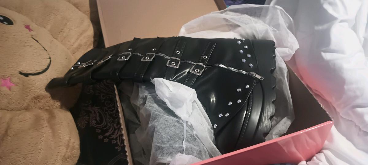 woman boots size 85 - Waco, Texas