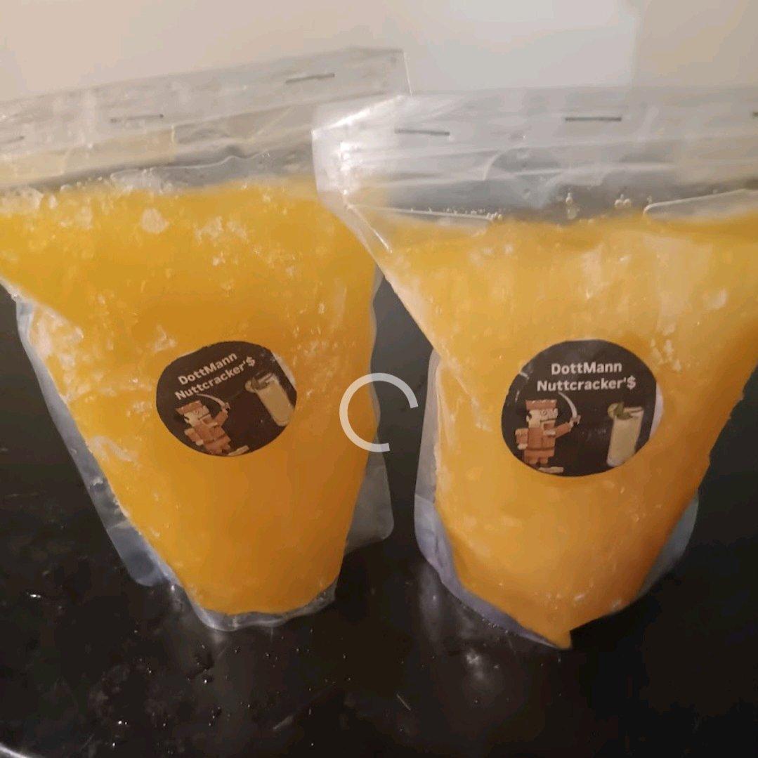 DOTTMANN MANGO PINEAPPLE NUTTCRACKERS BIG SIZE - Bronx, New York - FleaMarketBay