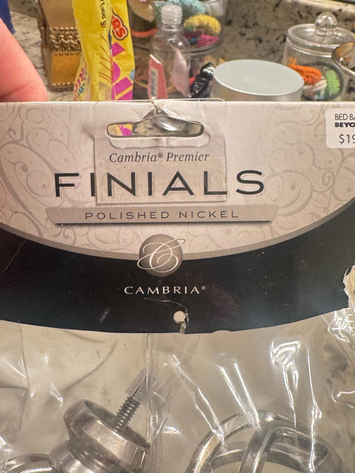 curtain rod tips screw on - Winter Garden, Florida - FleaMarketBay