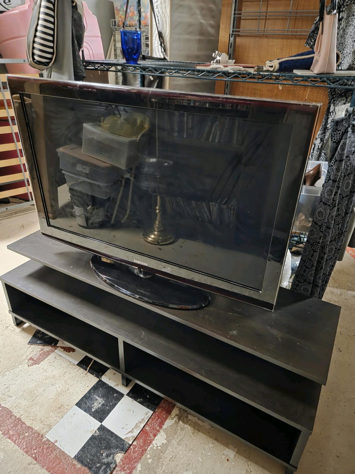 Big clearance sale - Chesapeake, Virginia - FleaMarketBay